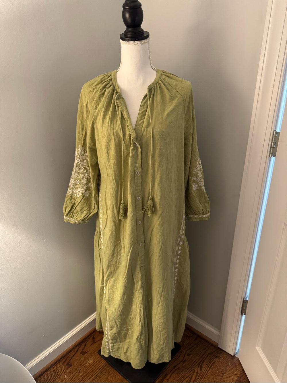 Zara Olive green dress flowy boho Maci dress. Size large - Picture 2 of 11